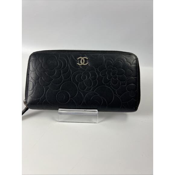 Chanel Camellia Lambskin Wallet Black Zipper Long Used - Picture 1 of 12